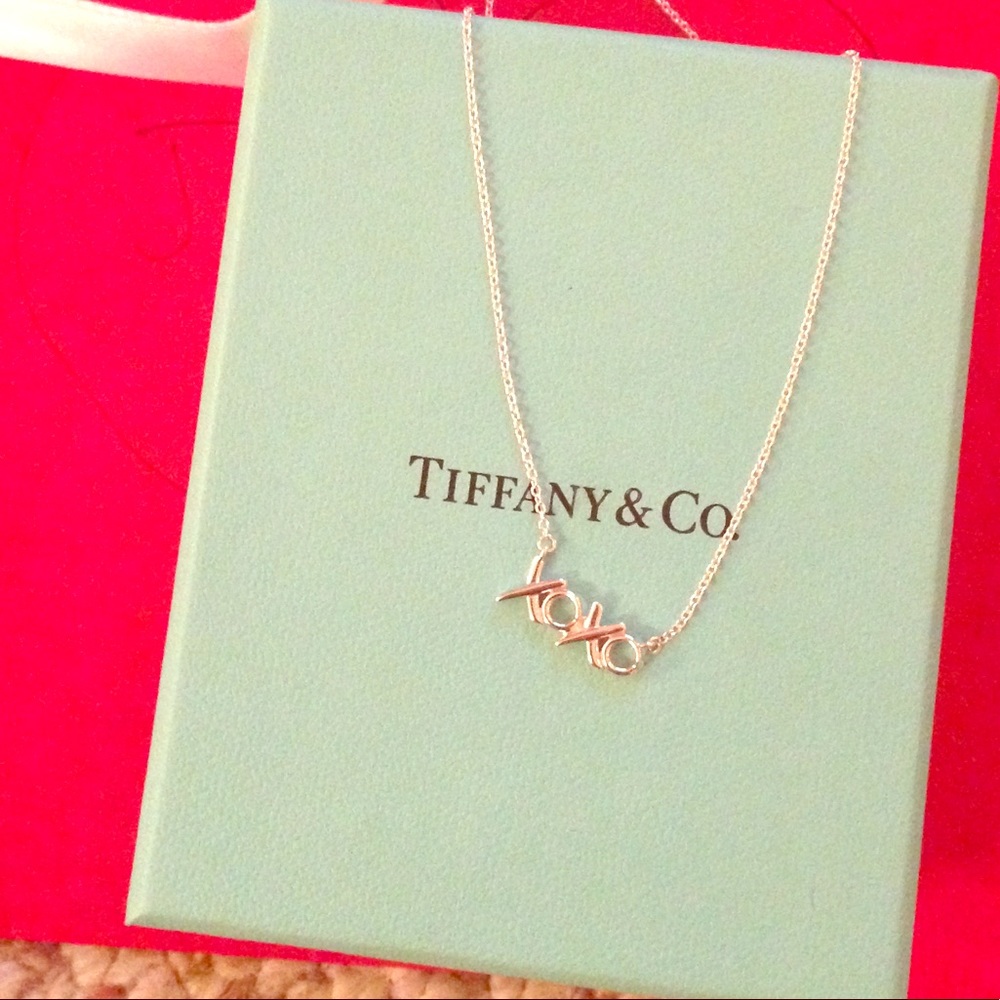 Tiffany & Co xoxo necklace